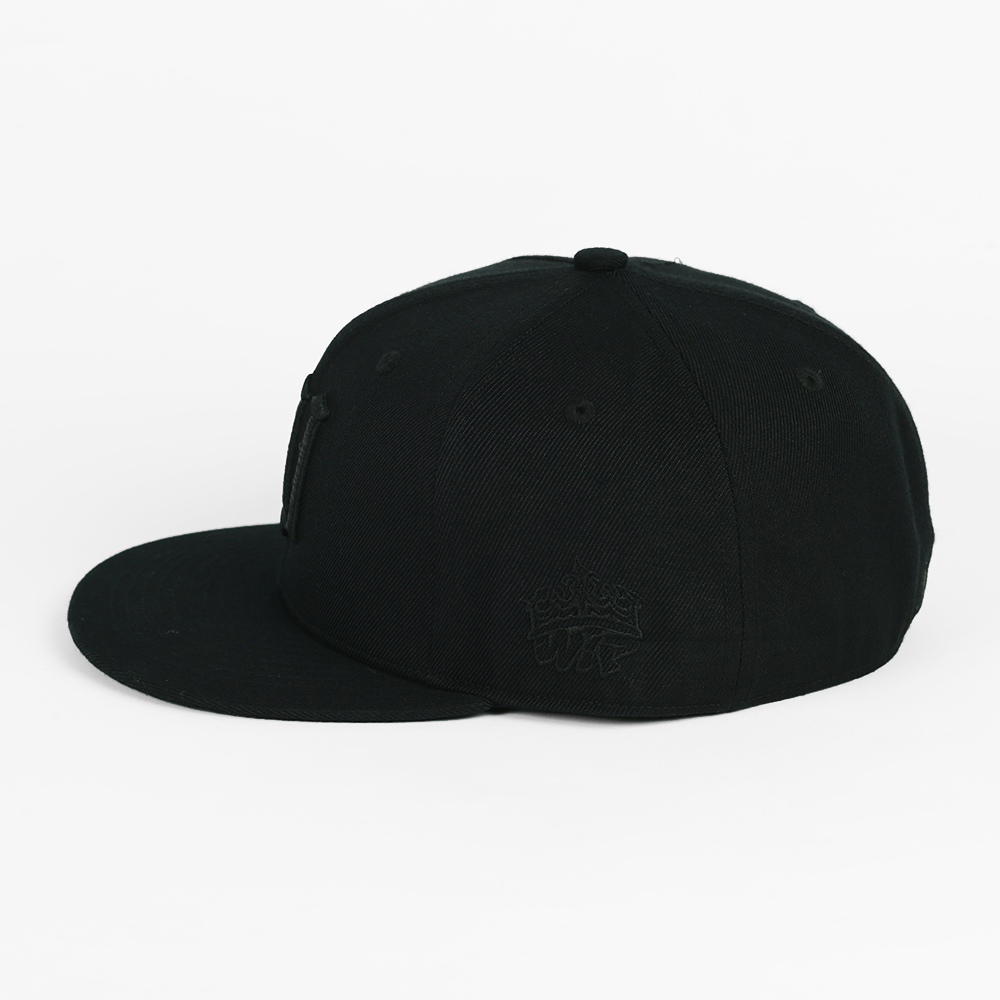 W Daily Pleasure Fitted — Black