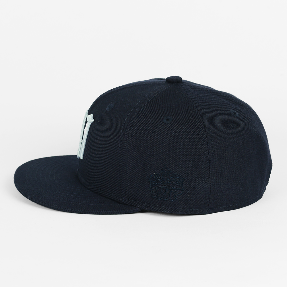 W Daily Pleasure Fitted — Navy Blue